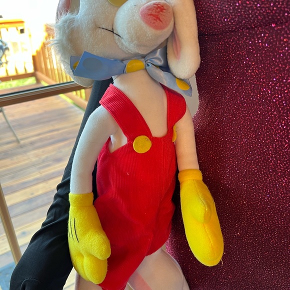 Perfect Jessica Rabbit Costume/Cosplay - Picture 3 of 11